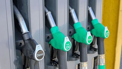 La gasolina registra una nueva caída mientras el gasóleo sigue al alza