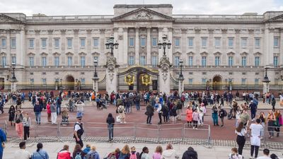 Así amanece Reino Unido el día después de la muerte de Isabel II