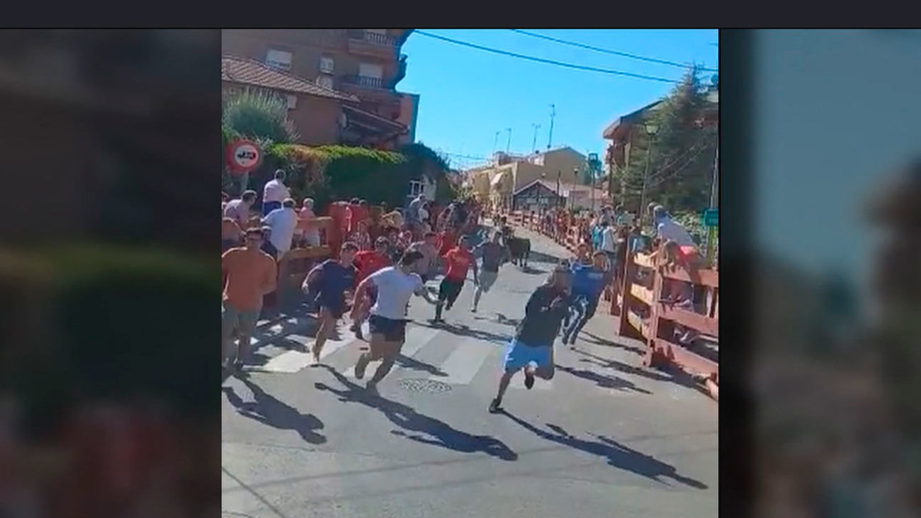 Susto en los encierros de Pozuelo de Alarcón con un corredor herido