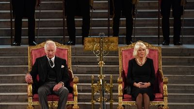 Carlos III: "No puedo evitar sentir el peso de la historia"