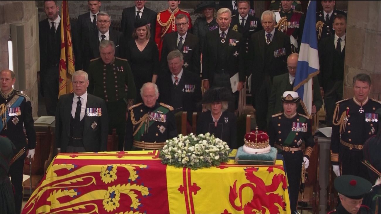 Los reyes asistirán  asistirán al funeral de Isabel II al igual  que don Juan Carlos y doña Sofía