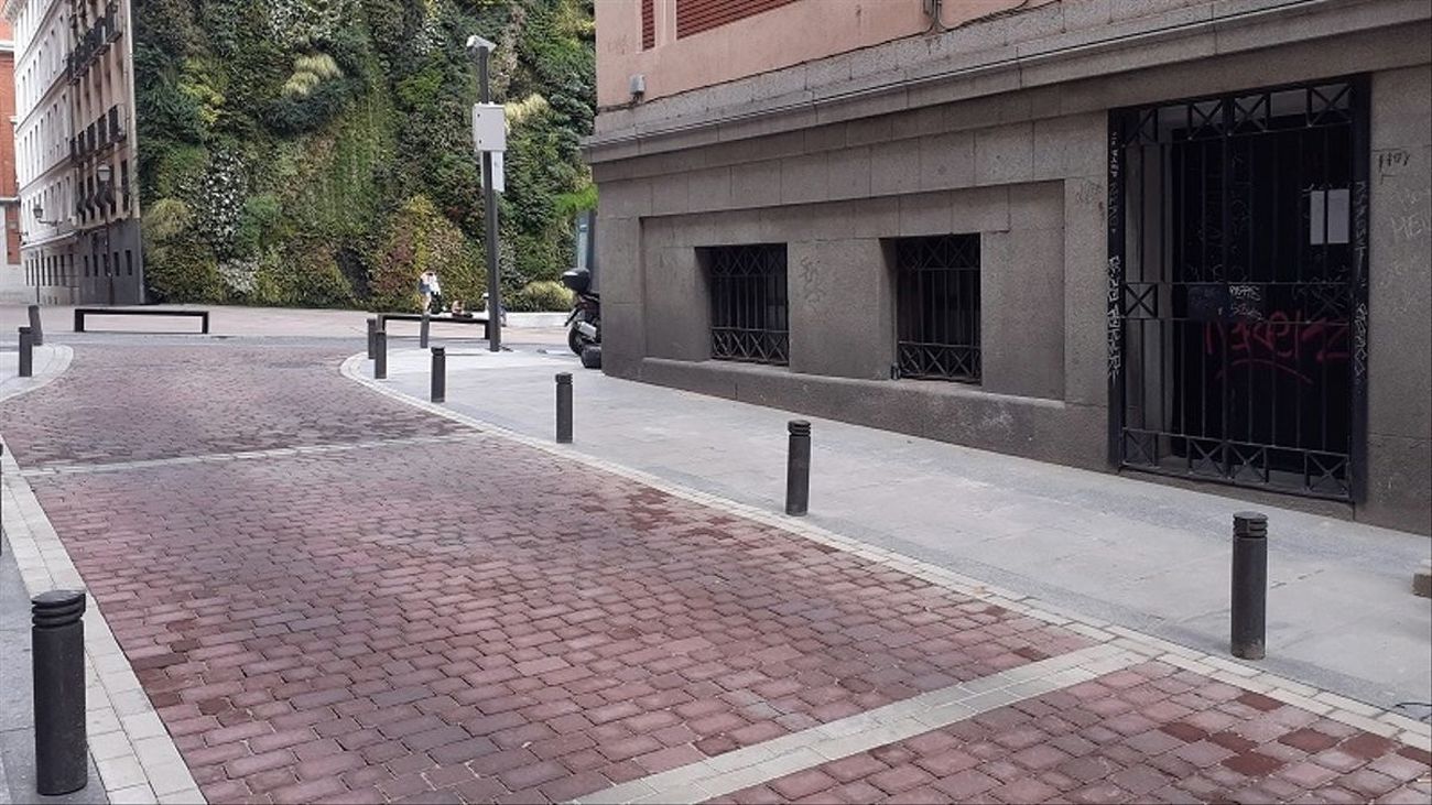 Espacio peatonalizado en las calles de Cenicero y Almadén