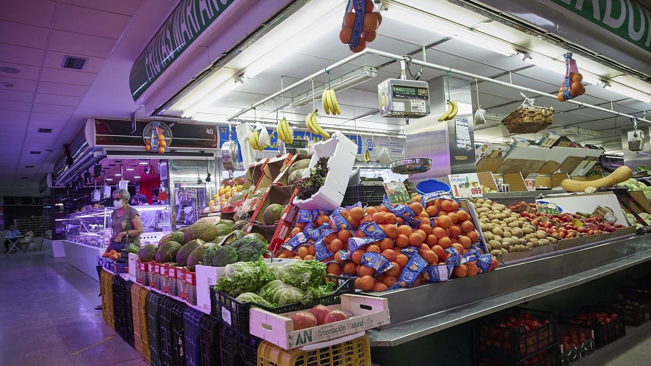 El pequeño comercio rechaza el tope de precios que "favorece" a la  gran distribución