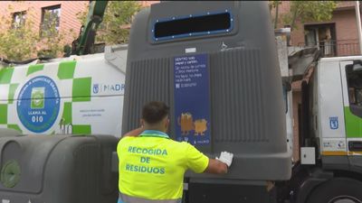 El Ayuntamiento de Madrid aumenta el servicio de recogidas de cartones en un 20%
