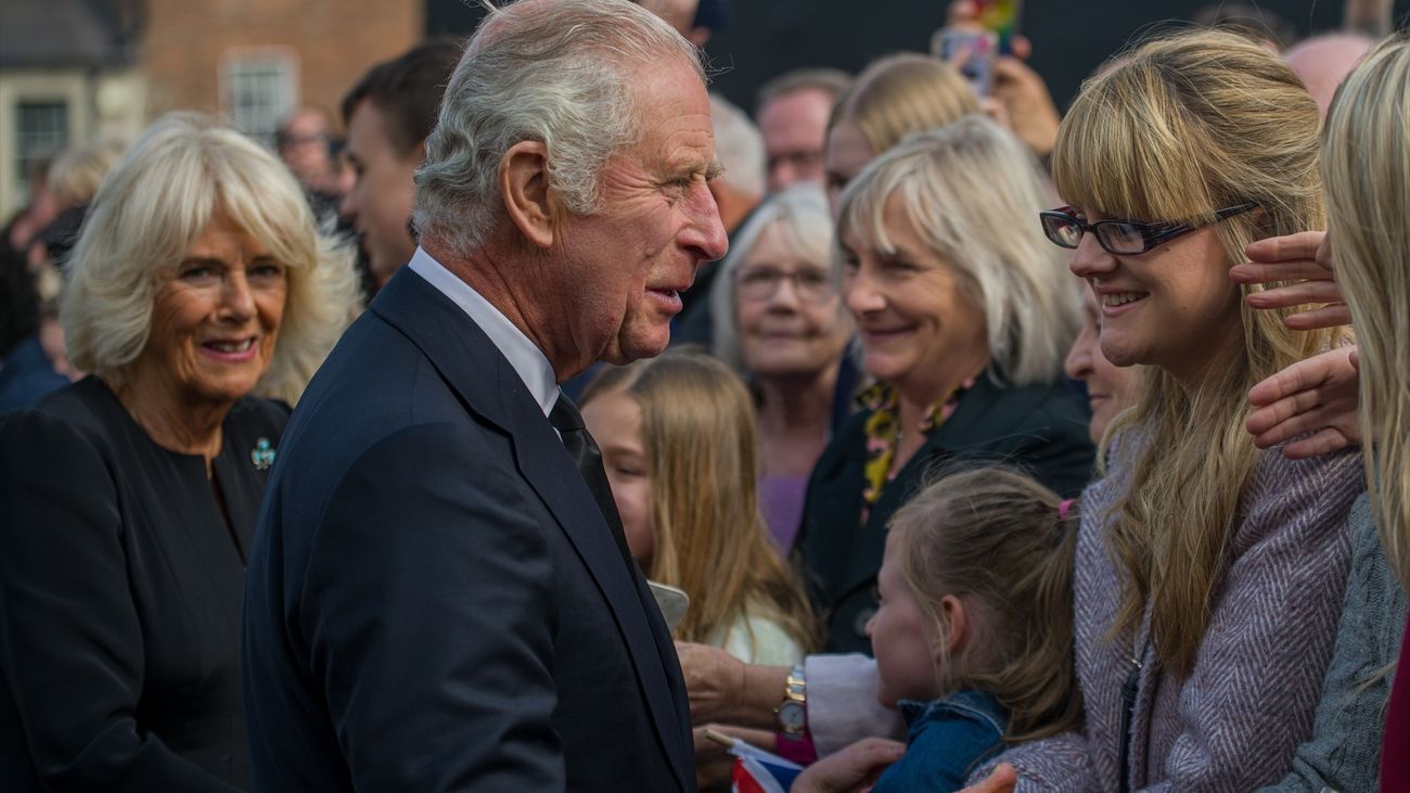 Carlos III en su visita a Irlanda del Norte