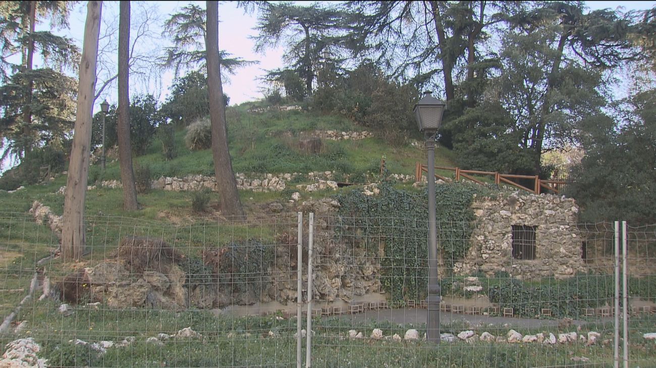 La 'Montaña de los Gatos' del Retiro se renovará tras 20 años cerrada