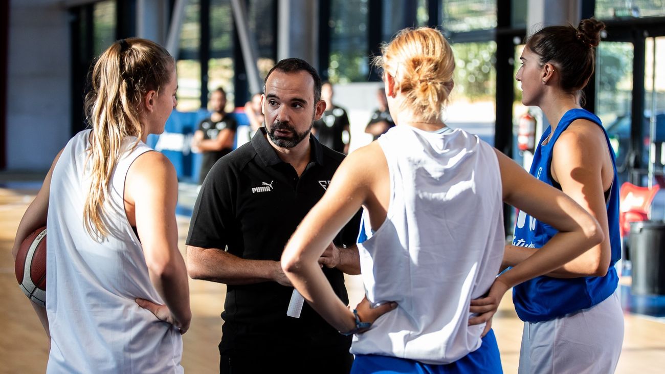 Comienza la pretemporada del Estudiantes femenino