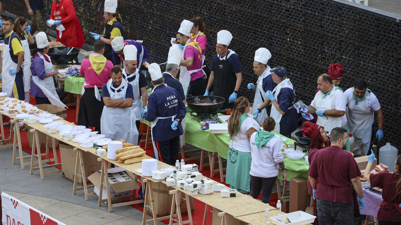 Móstoles disfruta por fin de su desayuno popular