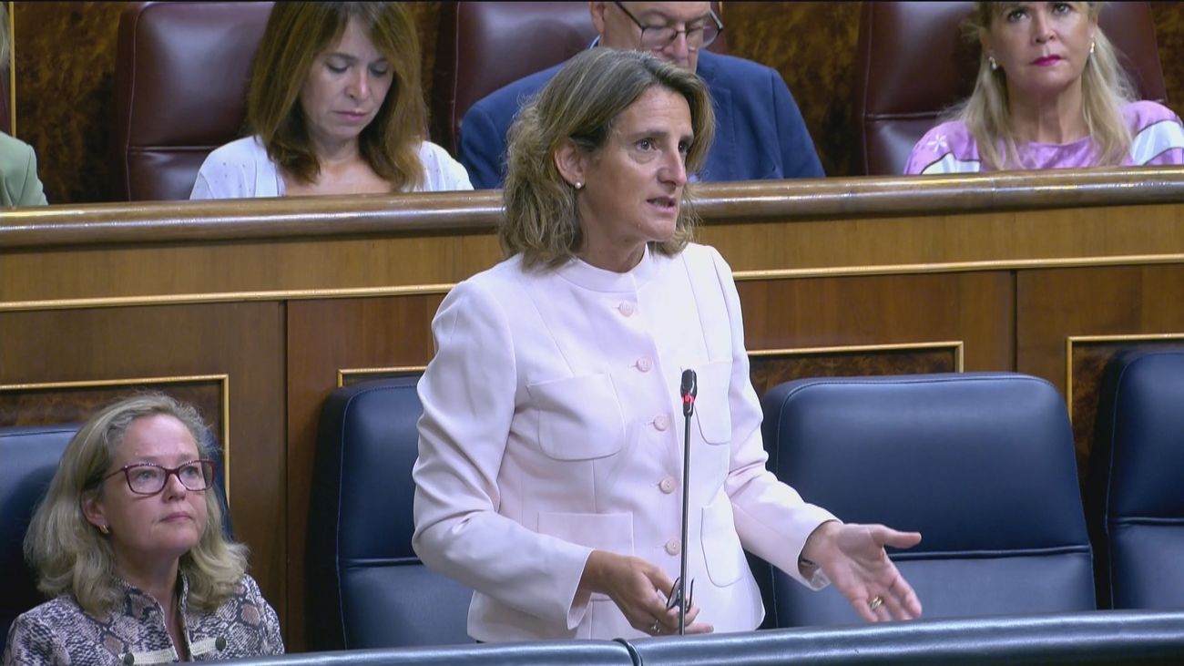 Ribera dice que el 'mecanismo ibérico' ahorró 2.300 millones a familias y empresas en el primer trimestre