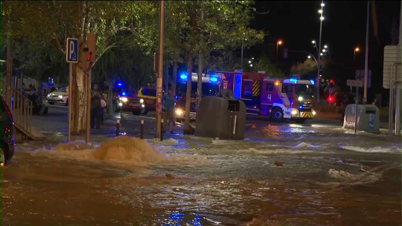 El tramo afectado por la inundación en la M-30 no estará completamente abierto hasta este viernes
