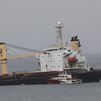 Gibraltar hundirá de forma controlada la popa del buque varado para evitar más daños