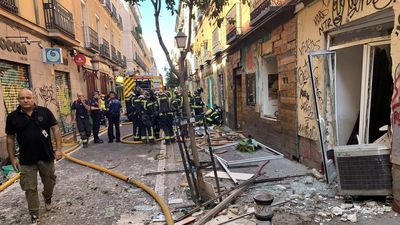Una explosión de gas en Malasaña deja una mujer grave y unos 80 vecinos desalojados