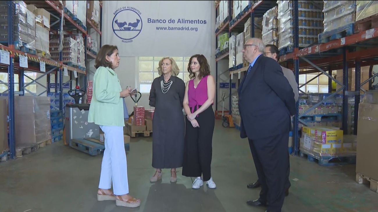 Ayuso pide colaboración a los madrileños por la caída de donaciones al Banco de Alimentos