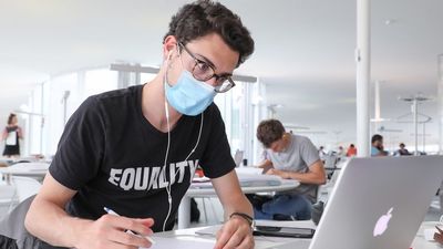 El 41% de los estudiantes online proviene  de Madrid y Barcelona, según un estudio