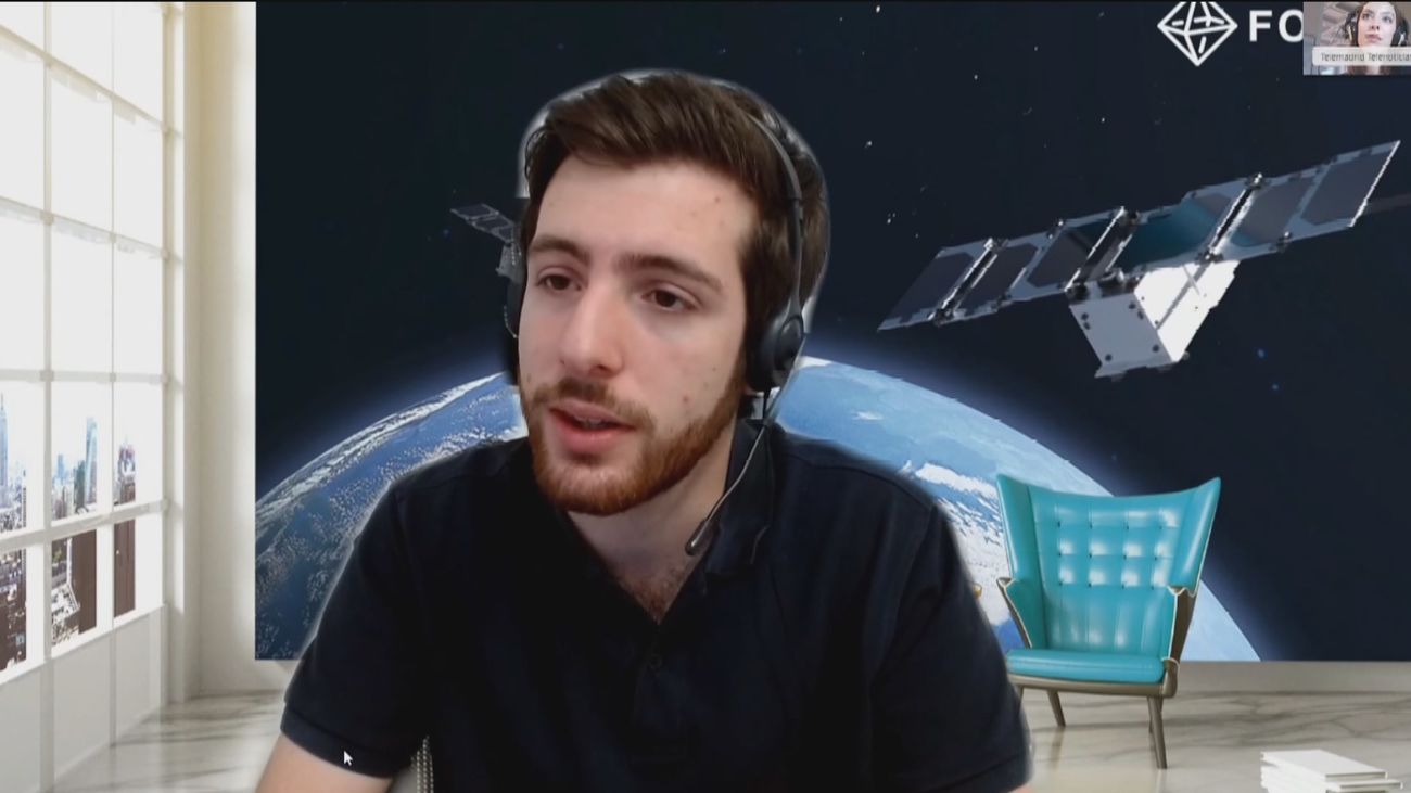 Un madrileño de 19 años, al frente de la empresa líder en picosatélites