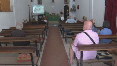 La colonia británica en Madrid también despide a su reina