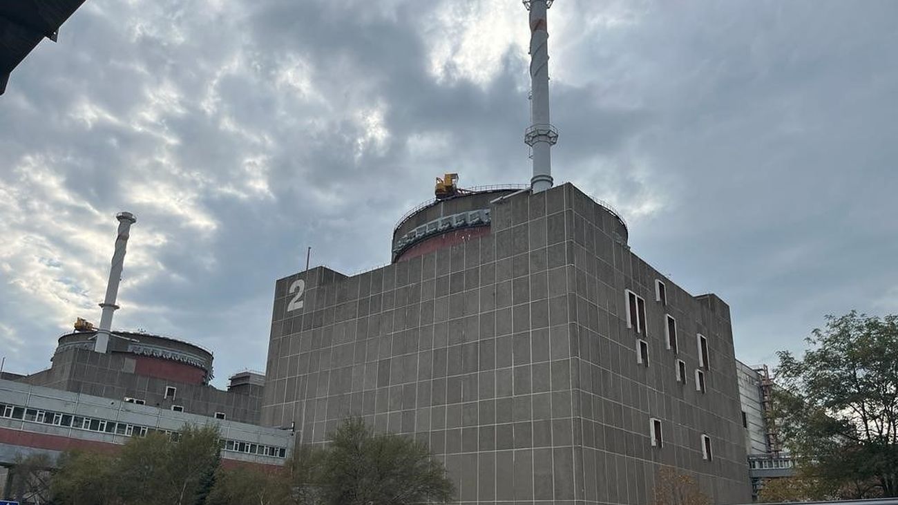 Vista de la fachada de la central nuclear de Zaporiyia