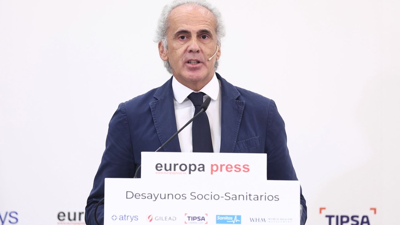 Escudero pide dar un paso más para poner fin a las mascarillas en el transporte público