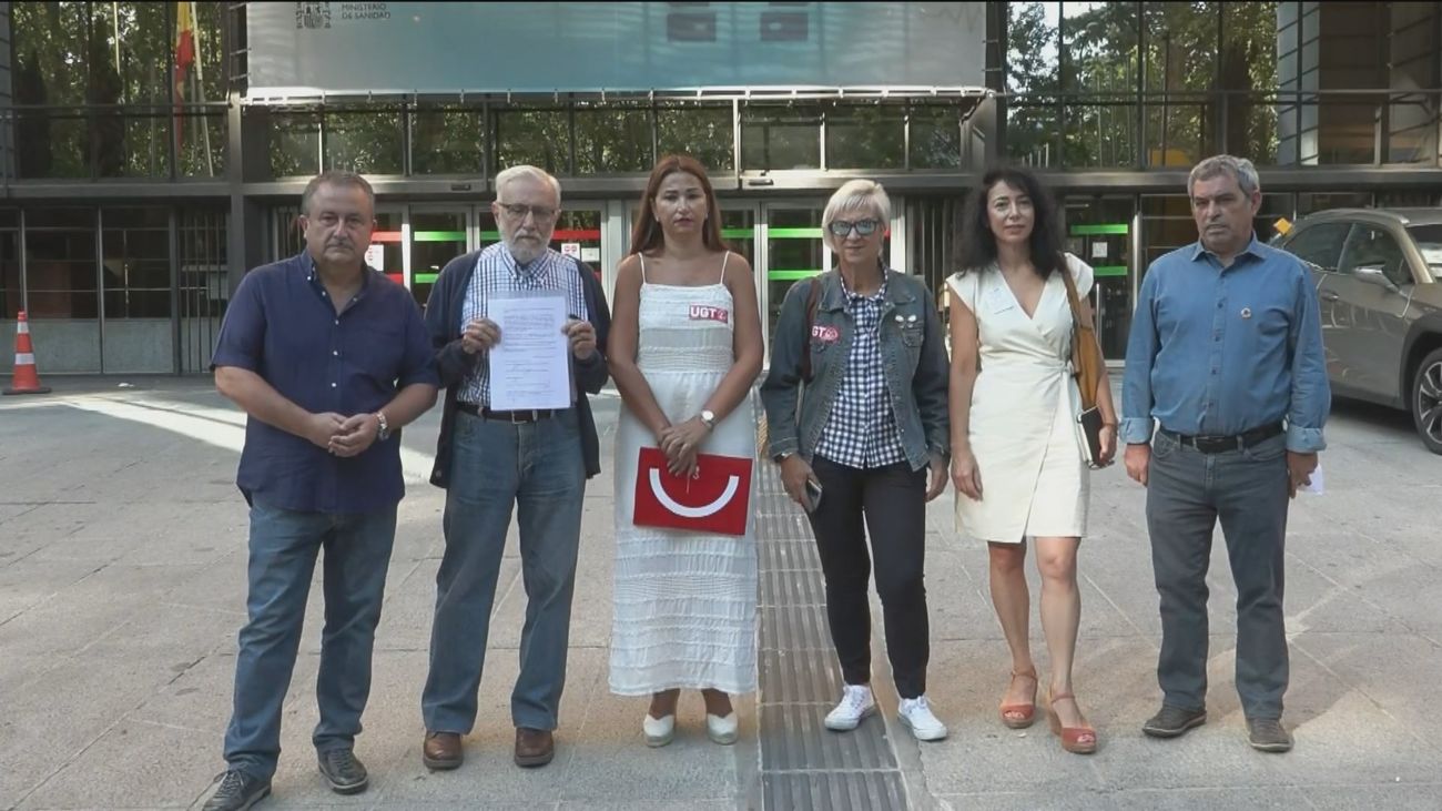 La plataforma Salvemos la Atención Primaria pide una reunión urgente con Darias