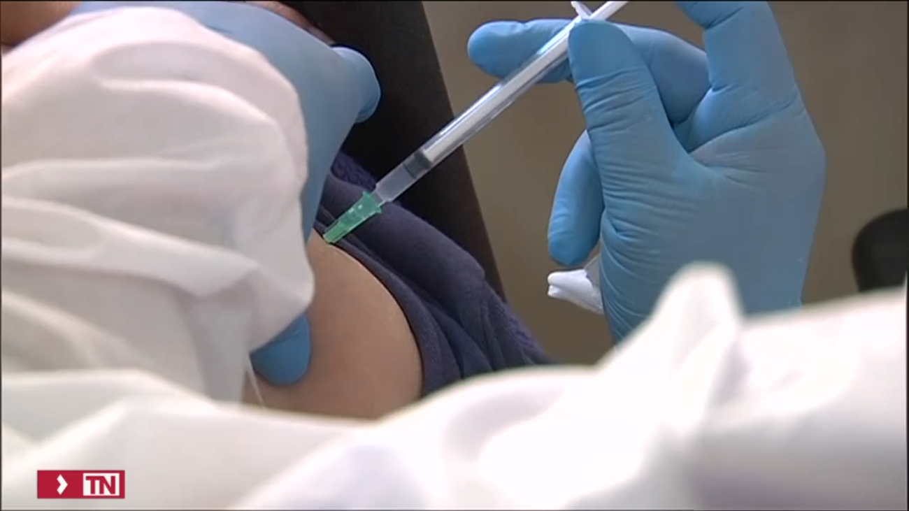 Casi 3 millones de españoles mayores de 80 llamados a recibir la cuarta dosis contra el covid-19 desde el lunes