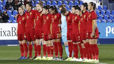 15 jugadoras renuncian a la Selección después de que Rubiales no aceptara el cese de Vilda