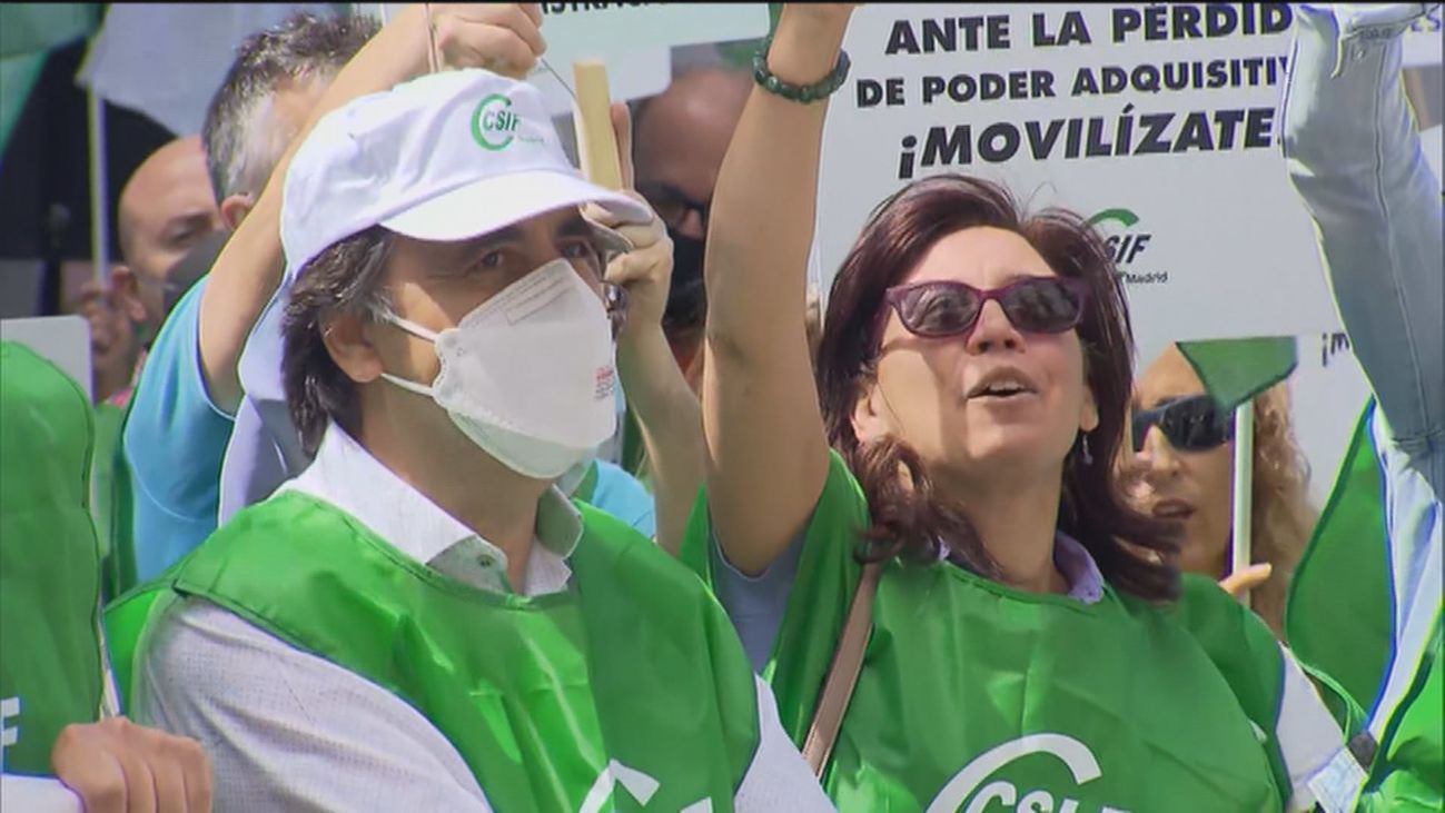 Los funcionarios se manifiestan en Madrid “por una subida salarial justa” ante la inflación