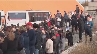 Los ciudadanos rusos huyen ante el anuncio de reclutamiento de Putin