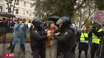 Casi 700 detenidos en nuevas protestas contra la movilización de Putin