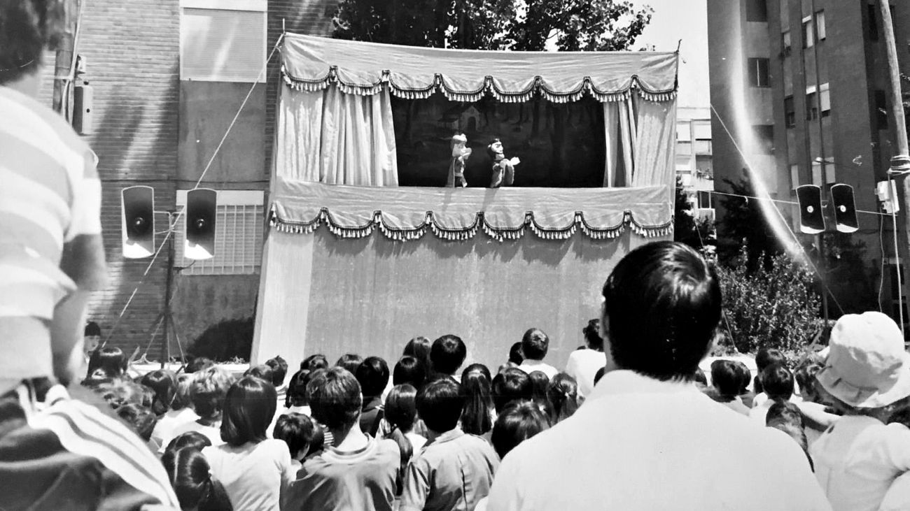 Teatro de títeres en las fiestas de San Lorenzo de Hortaleza, en los años 70