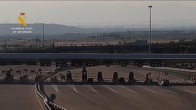 Detenida por conducir 7 kilómetros en sentido contrario para no pagar peaje en la R-3 en Arganda