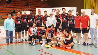 El Voleibol Pinto conquista la Copa de la CAM