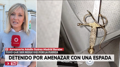 Detenido tras amenazar a viandantes con una espada de comunión en un parking del aeropuerto de Barajas