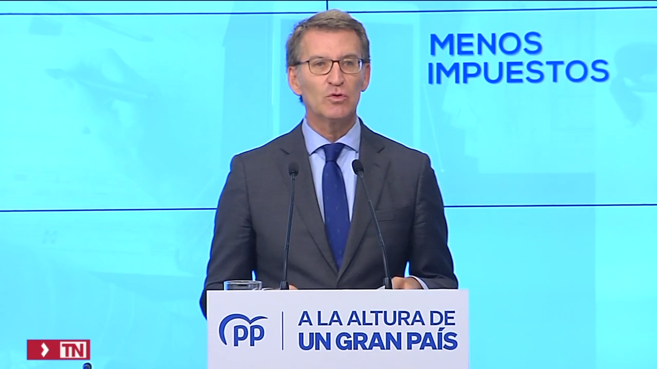 Feijóo pide a Sánchez bajar del 10% al 4% el IVA de productos básicos como carne, pescado, aceite y agua