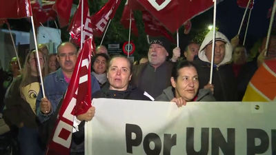 Los trabajadores de Bimbo se movilizan contra el cierre de la planta en Paracuellos