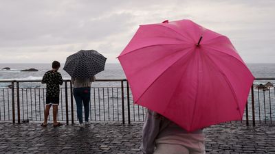 Tormentas y fuertes lluvias ponen en alerta a 5 comunidades