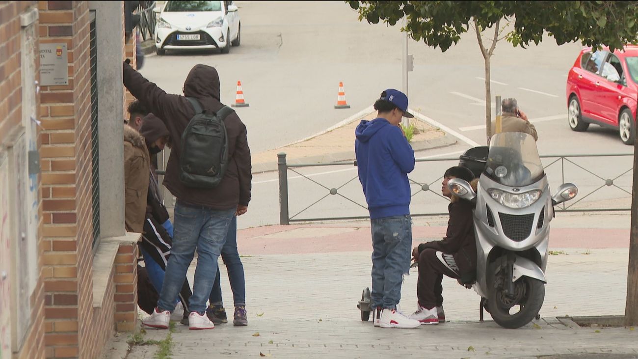 Bandas latinas: Uno de cada tres profesores afirma tener a pandilleros en sus aulas