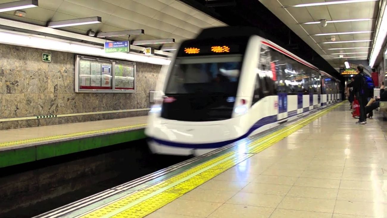 Estación de metro de Manuel Becerra