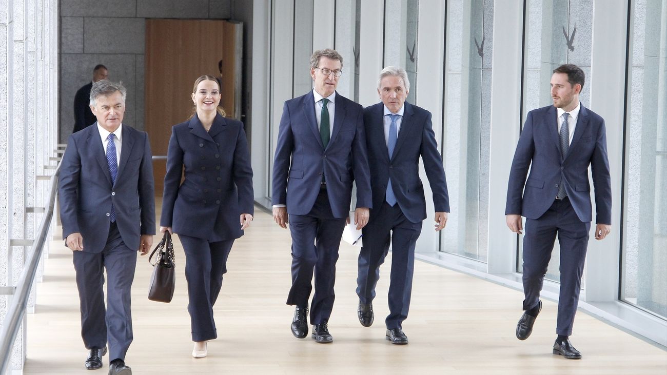 Alberto Núñez Feijóo con la presidenta del PP de Islas Baleares, Marga Prohens