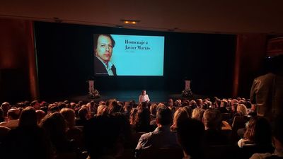Escritores y periodistas recuerdan a Javier Marías en un homenaje en Madrid