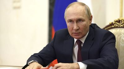 Putin acusa a Ucrania de terrorismo y amenaza con más "firmes respuestas"