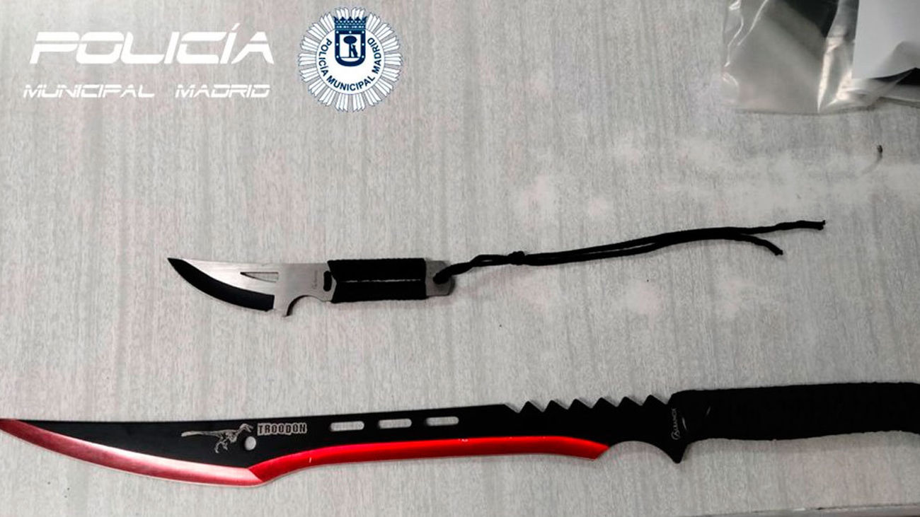 Un menor detenido y otros tres denunciados por llevar un machete de 61 cms en Legazpi