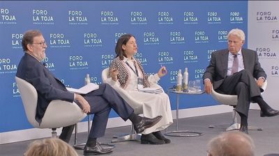 Rajoy lamenta que se quiera "acabar con los ricos" en vez de hacer ricos a los pobres