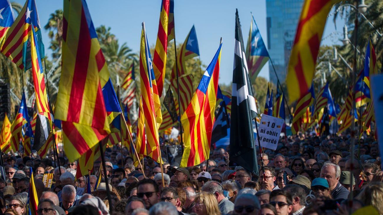 Asistentes al acto del Consell de la República por el quinto aniversario del 1-O