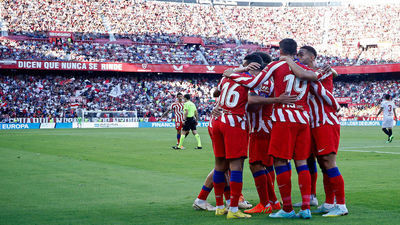 El Atlético agudiza la crisis del Sevilla con goles de Llorente y Morata, 0-2