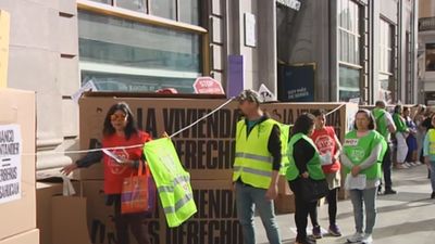 Concentración en Gran Vía para pedir más vivienda "accesible y digna"