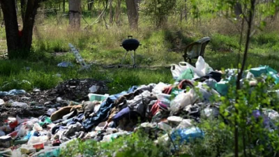 Inseguridad, trapicheo de droga y acumulación de basura en un solar de Alcalá