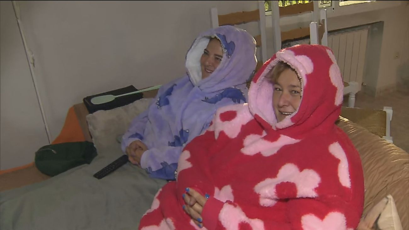 Las mejores prendas para no pasar frío en casa ante la subida de precios