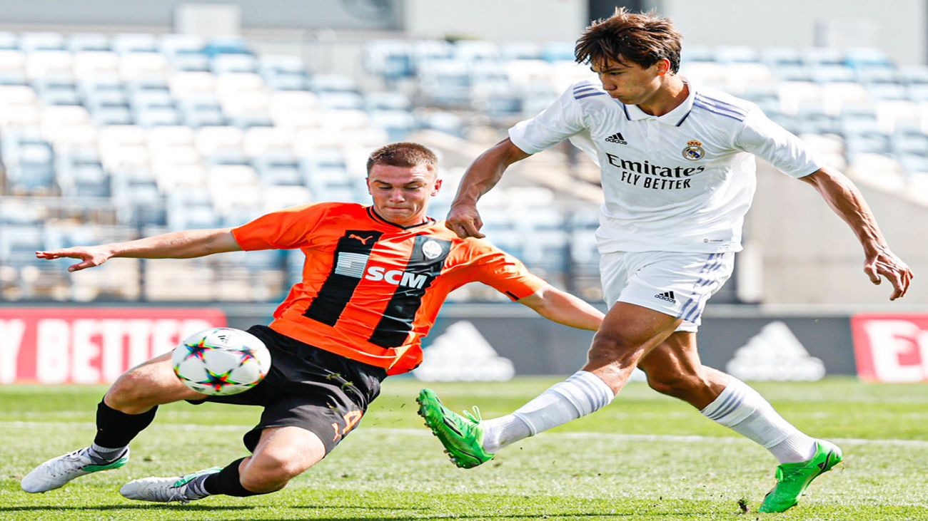 6-1. El Real Madrid juvenil golea al Shakhtar y recupera el liderato