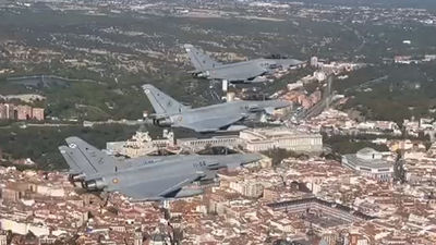 ¿Oyes mucho ruido en el cielo de Madrid? Tranquilo: son los ensayos para el desfile del 12 de octubre