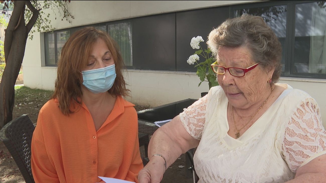 'Tu historia importa', una iniciativa para plasmar las historias de los mayores en libros